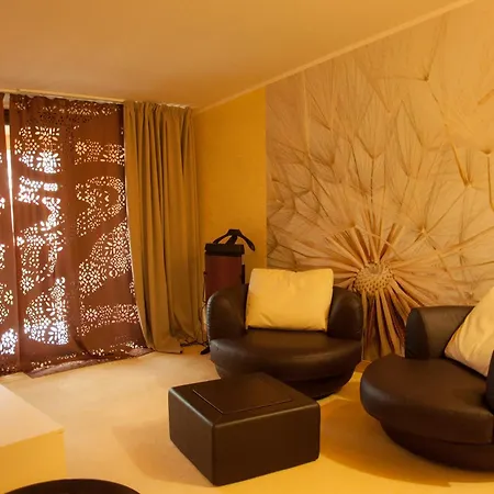 Grand Paradiso Hotel 4*