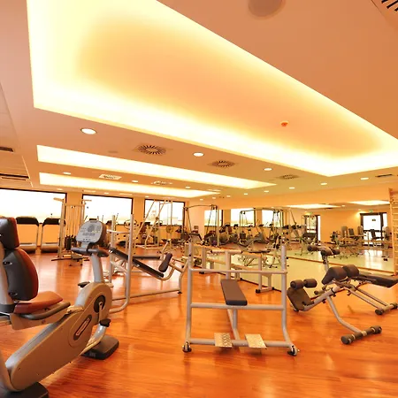 Grand Paradiso 호텔 카탄차로