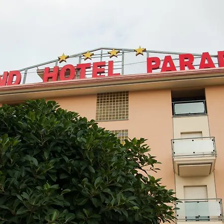 호텔 Grand Paradiso 4*