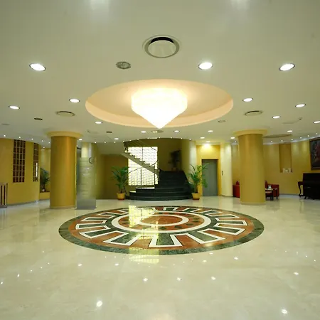 Grand Paradiso 호텔 4*