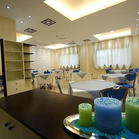 Grand Paradiso 호텔 카탄차로