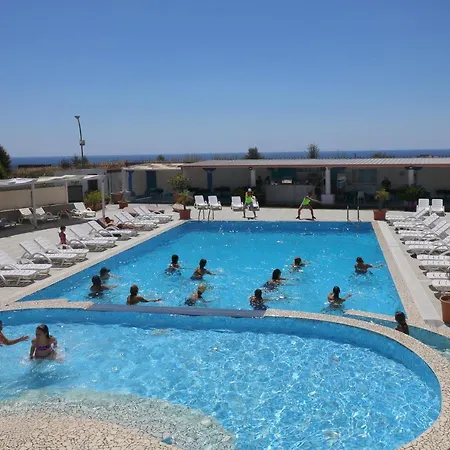 Grand Paradiso Hotel