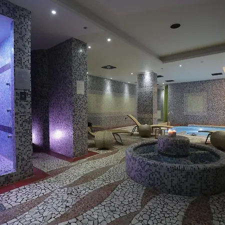 Grand Paradiso 4*