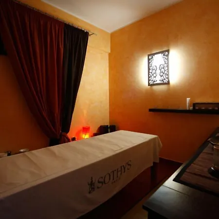 Ξενοδοχείο Grand Paradiso