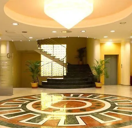 Ξενοδοχείο Grand Paradiso 4*