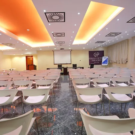 Grand Paradiso Ξενοδοχείο Καταντζάρο