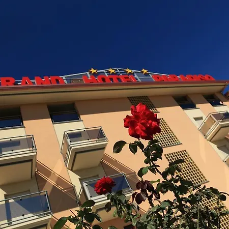 Grand Paradiso Ξενοδοχείο 4*