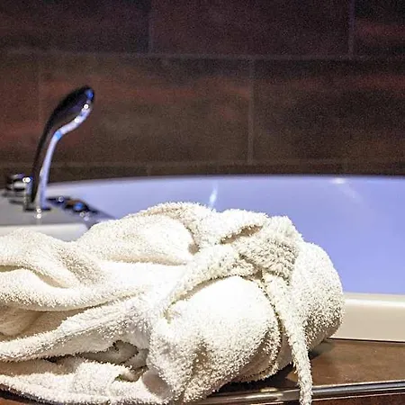 Hotell Grand Paradiso 4*