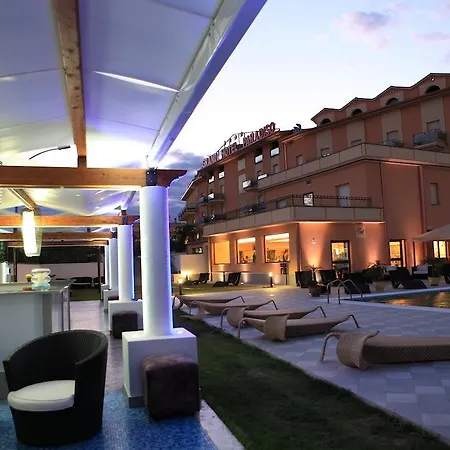 Grand Paradiso 4*