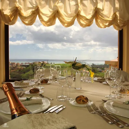 Ξενοδοχείο Grand Paradiso